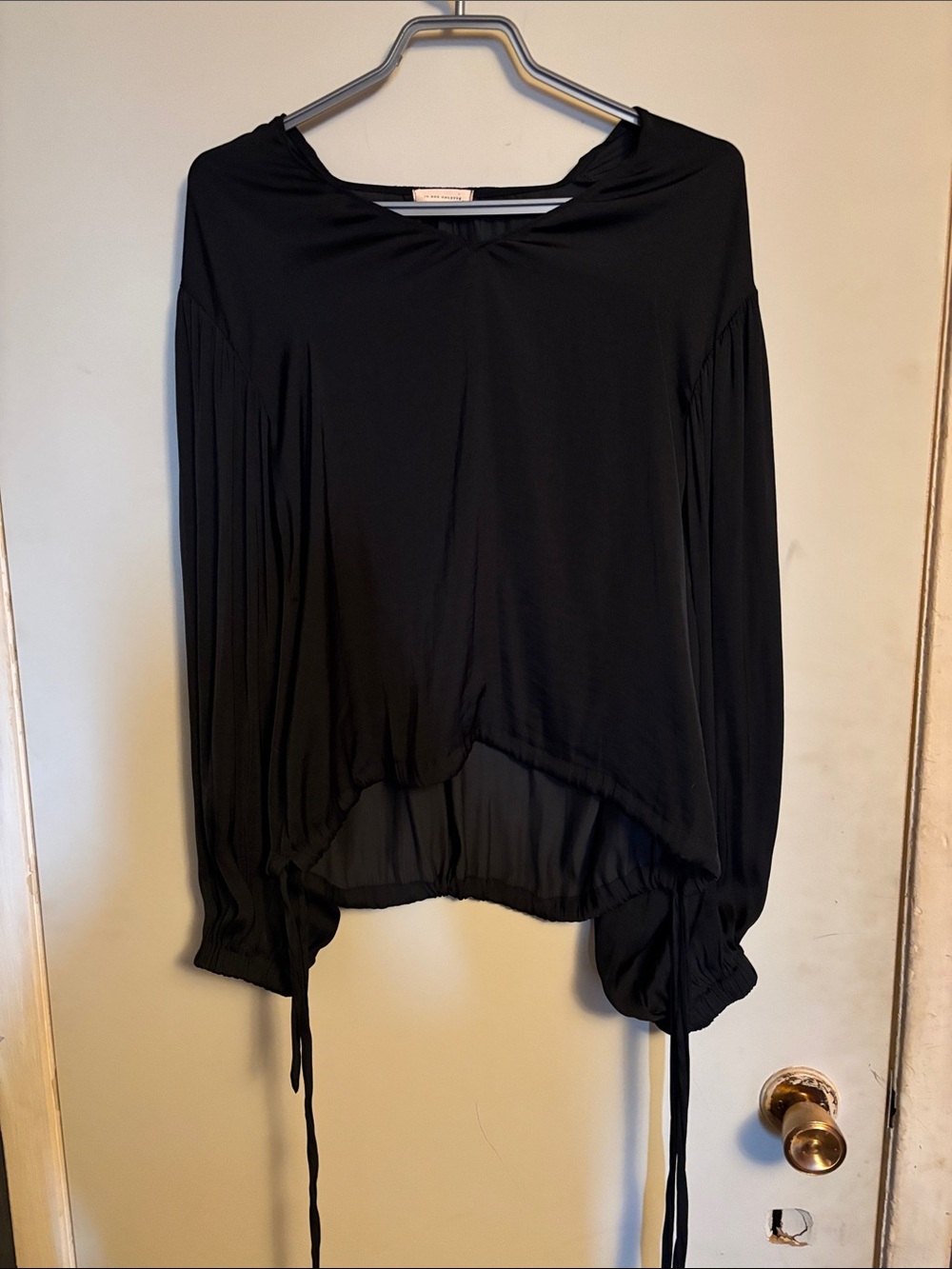 Black Long-Sleeve V-Neck Blouse with Tie Hem